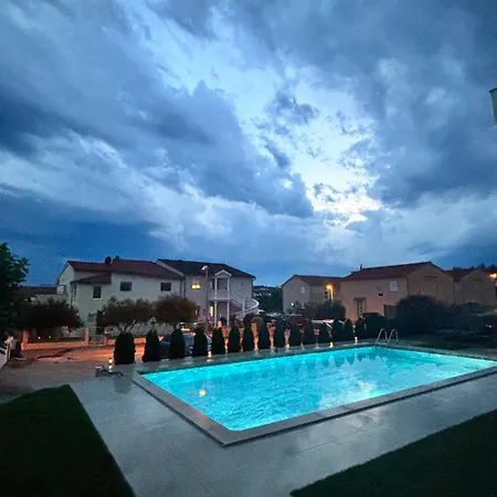 Paradise 1 Vodice
